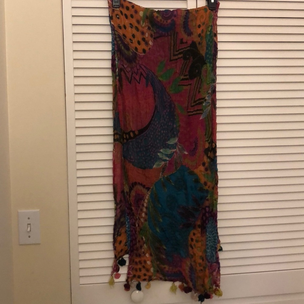 Scarf - Picture 2 of 5